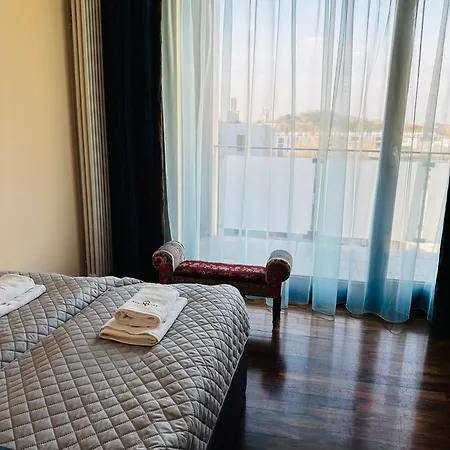 Secretface Penthouse Grójecka 120m2 Z Tarasem 40m2 Apartmán *