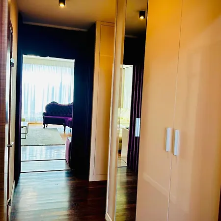 Secretface Penthouse Grójecka 120m2 Z Tarasem 40m2 * Varšava