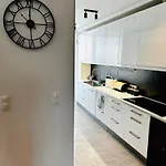 Secretface Penthouse Grójecka 120m2 Z Tarasem 40m2 * Varšava